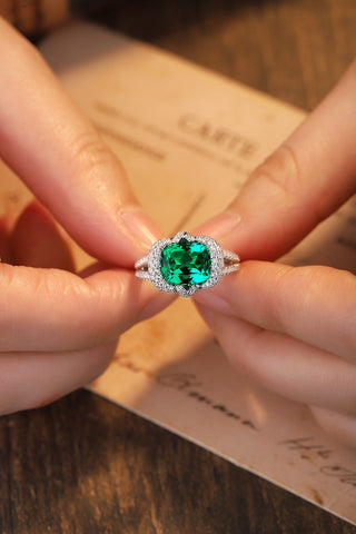 Sterling silver 3ct emerald ring，anniversary，birthday，holiday present，lab grown gemstones，cushion cut