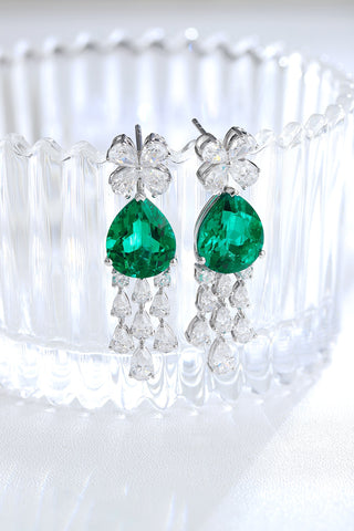 Sterling silver 8ct emerald earrings，anniversary，birthday，holiday present，lab grown gemstones，pear cut